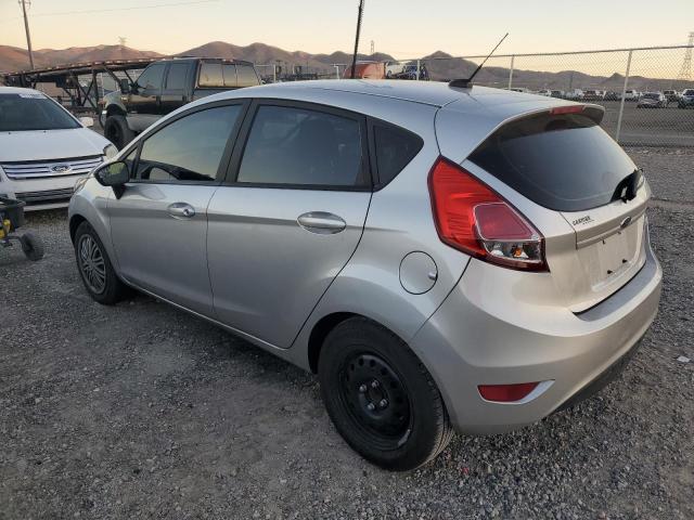 3FADP4TJXHM137857 - 2017 FORD FIESTA S SILVER photo 2