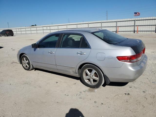 1HGCM56804A132639 - 2004 HONDA ACCORD EX SILVER photo 2