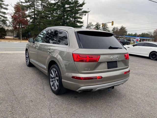 WA1VAAF71HD007180 - 2017 AUDI Q7 PRESTIGE GOLD photo 4