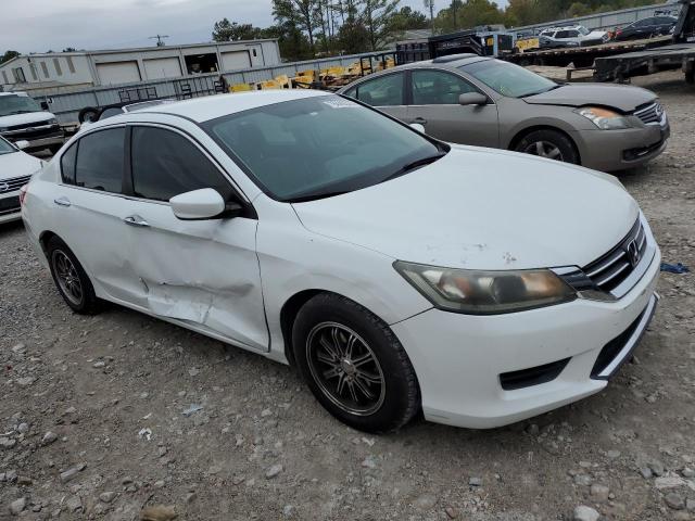 1HGCR2F32EA232196 - 2014 HONDA ACCORD LX WHITE photo 4