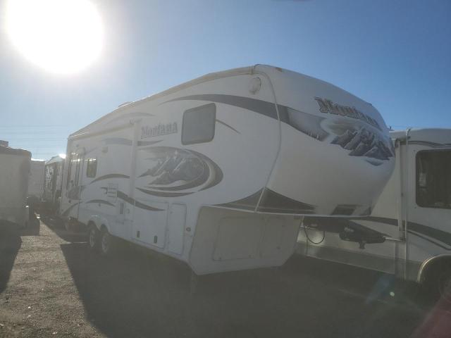 4YDF29529B4701860 - 2011 KEYSTONE MONTANA WHITE photo 1