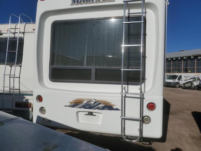 4YDF29529B4701860 - 2011 KEYSTONE MONTANA WHITE photo 6