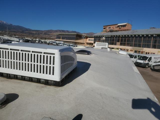 4YDF29529B4701860 - 2011 KEYSTONE MONTANA WHITE photo 9