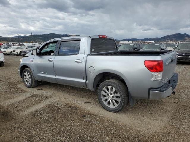 5TFHW5F12BX195463 - 2011 TOYOTA TUNDRA CREWMAX LIMITED SILVER photo 2