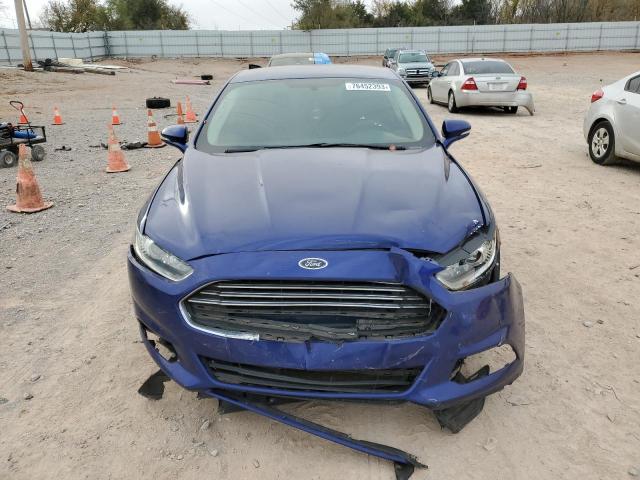 1FA6P0H79F5122767 - 2015 FORD FUSION SE BLUE photo 5