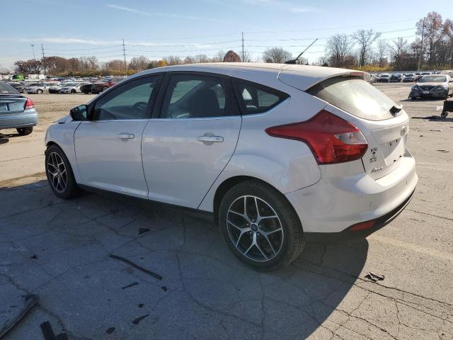 1FAHP3M21CL448428 - 2012 FORD FOCUS SEL WHITE photo 2