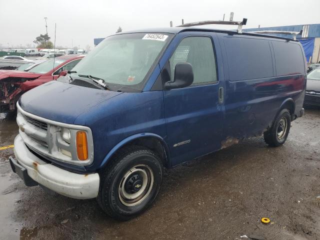 1GCHG35R4Y1265775 - 2000 CHEVROLET EXPRESS G3 BLUE photo 1