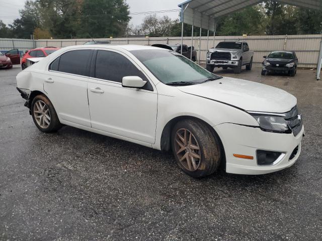 3FAHP0JG4BR226366 - 2011 FORD FUSION SEL WHITE photo 4