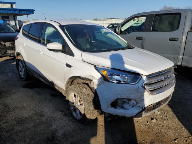 1FMCU9GD5KUB31351 - 2019 FORD ESCAPE SE WHITE photo 4