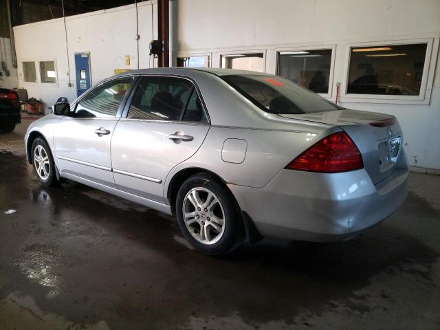 1HGCM56367A156226 - 2007 HONDA ACCORD SE SILVER photo 2