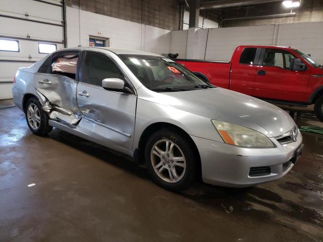 1HGCM56367A156226 - 2007 HONDA ACCORD SE SILVER photo 4