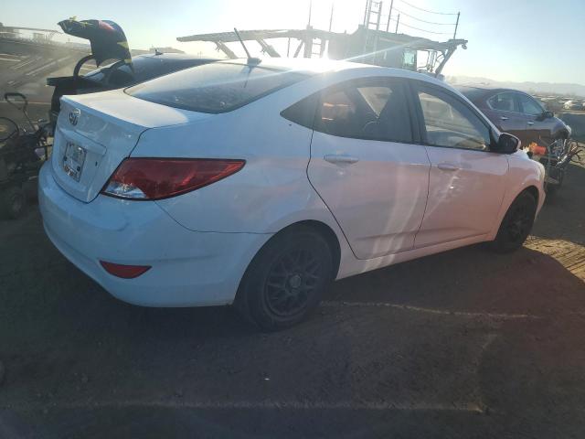 KMHCT4AE4GU051568 - 2016 HYUNDAI ACCENT SE WHITE photo 3