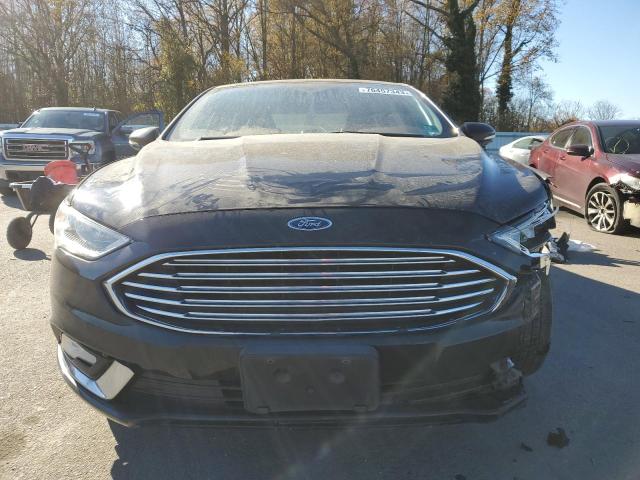 3FA6P0H93HR332086 - 2017 FORD FUSION SE BLACK photo 5