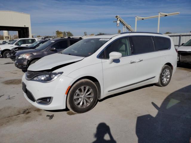 2C4RC1EG9JR317261 - 2018 CHRYSLER PACIFICA TOURING L PLUS WHITE photo 1