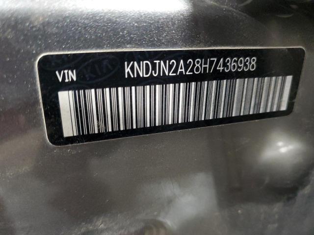 KNDJN2A28H7436938 - 2017 KIA SOUL GRAY photo 12