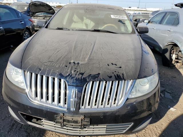 1LNHM93R69G601466 - 2009 LINCOLN MKS BLACK photo 5