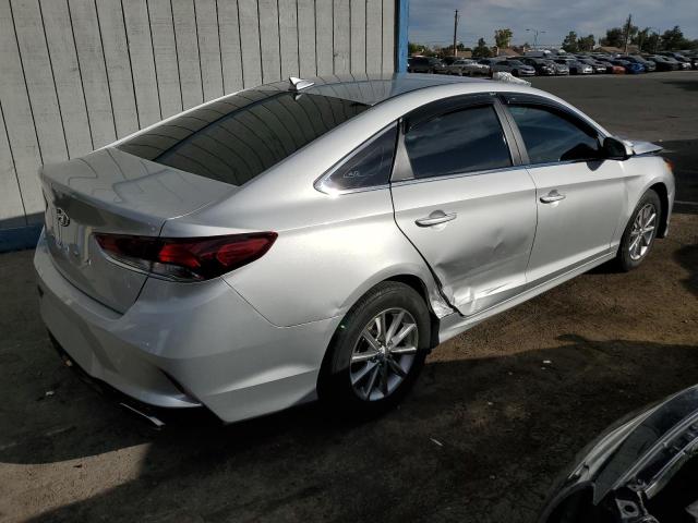 5NPE24AF7KH753069 - 2019 HYUNDAI SONATA SE SILVER photo 3