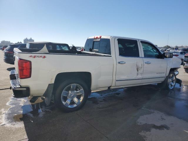 3GCUKSEC8GG134576 - 2016 CHEVROLET SILVERADO K1500 LTZ WHITE photo 3