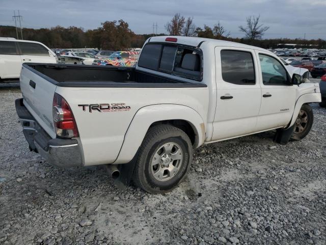 5TFJU4GN0DX049648 - 2013 TOYOTA TACOMA DOUBLE CAB PRERUNNER WHITE photo 3