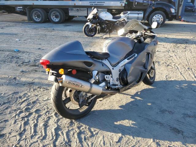 JS1GW71A422104246 - 2002 SUZUKI GSX1300 R GRAY photo 4