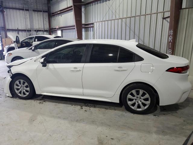 JTDEPMAE3N3018677 - 2022 TOYOTA COROLLA LE WHITE photo 2