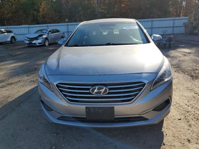 5NPE24AF0HH515881 - 2017 HYUNDAI SONATA SE SILVER photo 5