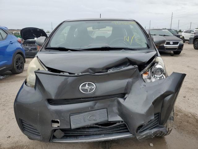 JTNJJXB00CJ017673 - 2012 TOYOTA SCION IQ GRAY photo 5