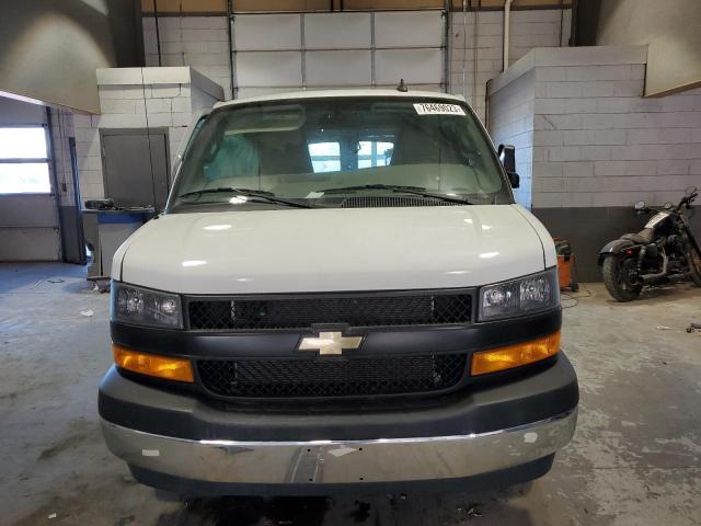 1GCWGAFP8N1185139 - 2022 CHEVROLET EXPRESS G2 WHITE photo 5