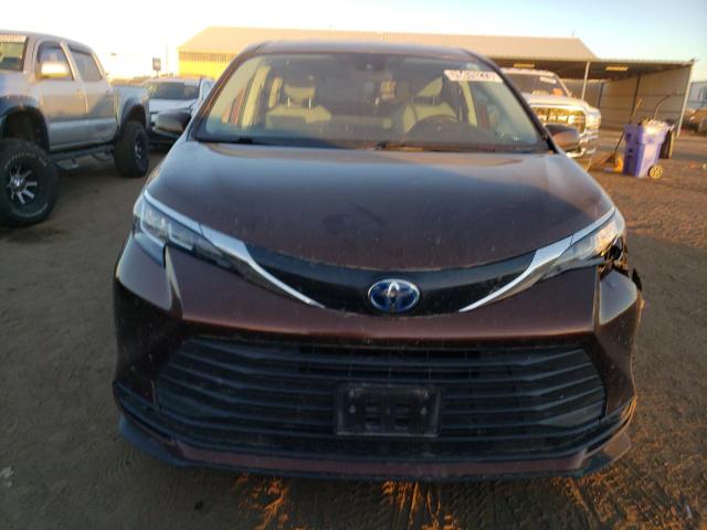 5TDKRKECXMS052705 - 2021 TOYOTA SIENNA LE BROWN photo 5