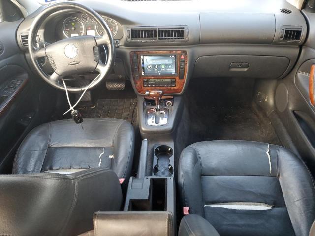 WVWRU63B85E057391 - 2005 VOLKSWAGEN PASSAT GLX Boz foto 8