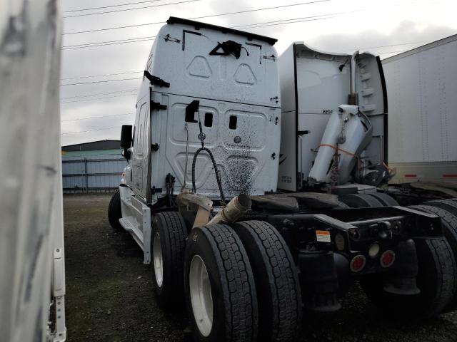 3AKJGLDR7GSGW7876 - 2016 FREIGHTLINER CASCADIA 1 WHITE photo 3