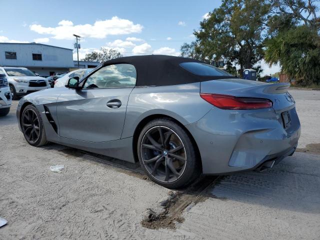 WBAHF9C02RWY35106 - 2024 BMW Z4 M40I GRAY photo 2