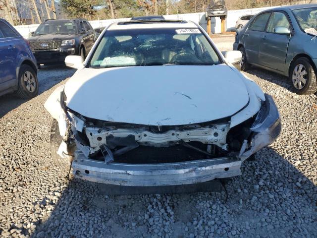 19UUA86569A008385 - 2009 ACURA TL WHITE photo 5