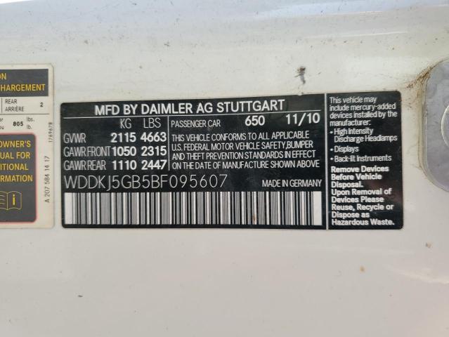 WDDKJ5GB5BF095607 - 2011 MERCEDES-BENZ E 350 WHITE photo 12