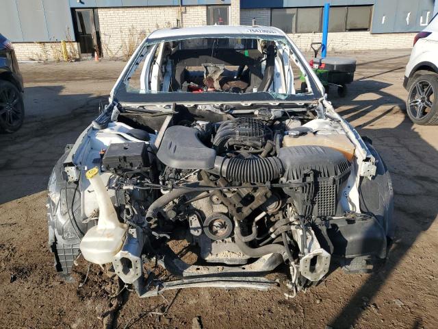 2C3CCAEG4HH565220 - 2017 CHRYSLER 300C WHITE photo 5