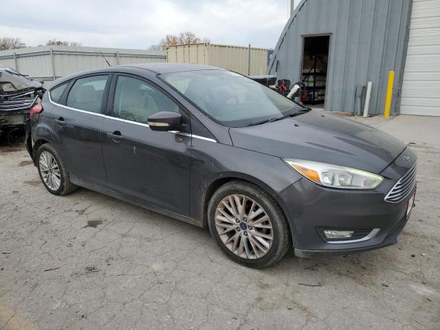 1FADP3N21GL339633 - 2016 FORD FOCUS TITANIUM GRAY photo 4