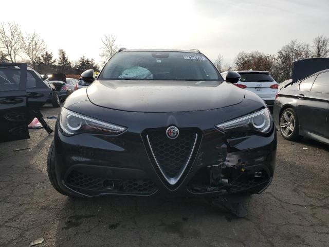 ZASFAKPN4J7B78434 - 2018 ALFA ROMEO STELVIO SPORT Schwarz Foto 5