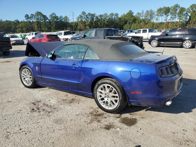 1ZVBP8EM8E5308698 - 2014 FORD MUSTANG BLUE photo 2