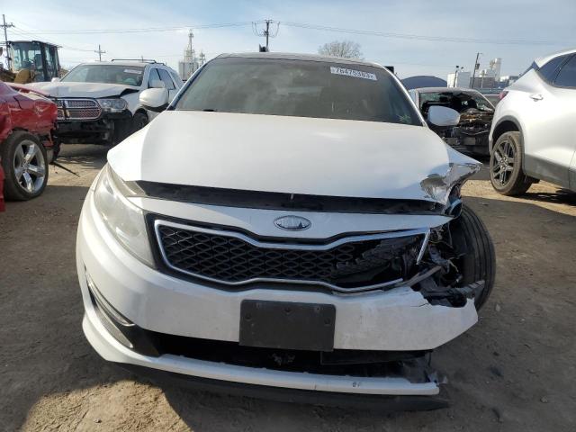 5XXGR4A69DG217338 - 2013 KIA OPTIMA SX WHITE photo 5