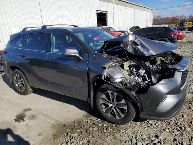 5TDGZRBH9NS245914 - 2022 TOYOTA HIGHLANDER XLE 灰色 照片 4