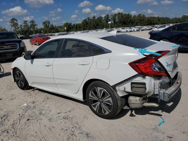 JHMFC1F35JX002696 - 2018 HONDA CIVIC EX WHITE photo 2