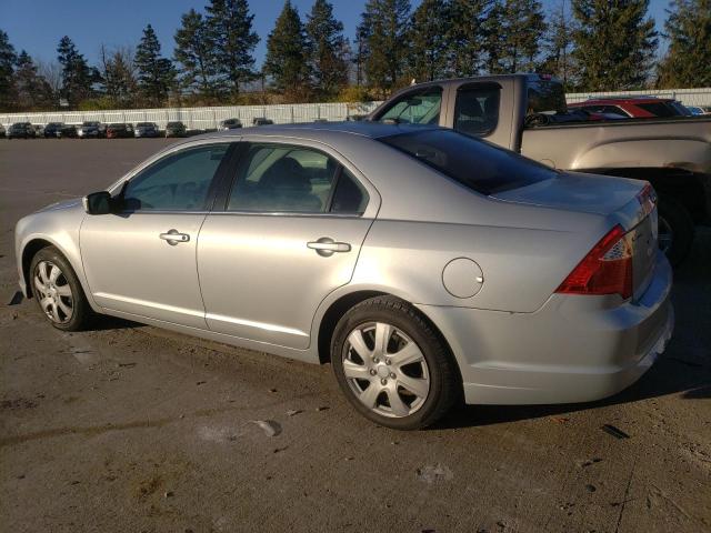 3FAHP0HG2AR103556 - 2010 FORD FUSION SE SILVER photo 2