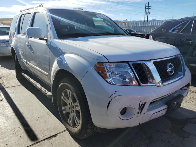 5N1AR1NB1BC602400 - 2011 NISSAN PATHFINDER S WHITE photo 4