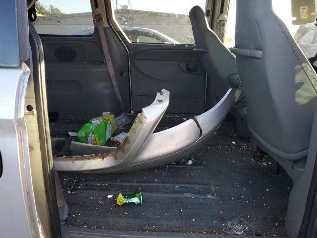 1C4GP45R05B301033 - 2005 CHRYSLER TOWN & COU ვერცხლისფერი ფოტო 11