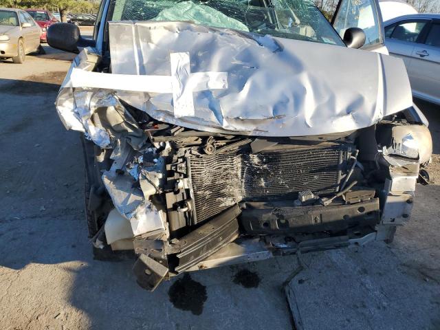 1C4GP45R05B301033 - 2005 CHRYSLER TOWN & COU ვერცხლისფერი ფოტო 12