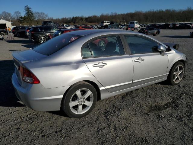 19XFA1F67AE078230 - 2010 HONDA CIVIC LX-S Արծաթագույն լուսանկար 3