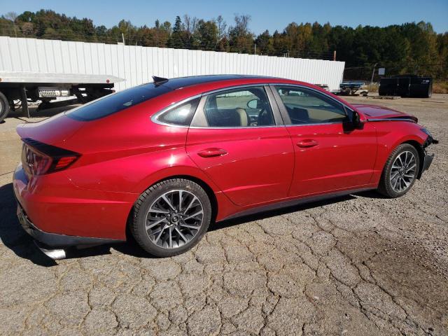 5NPEH4J20LH012856 - 2020 HYUNDAI SONATA LIMITED RED photo 3