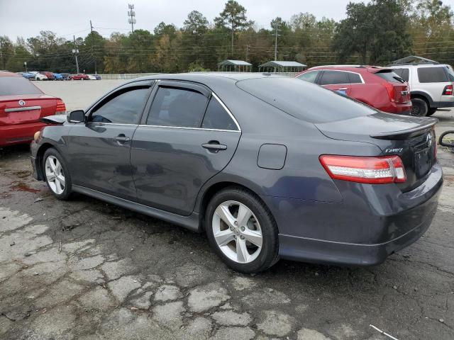 4T1BF3EK6BU128401 - 2011 TOYOTA CAMRY BASE GRAY photo 2