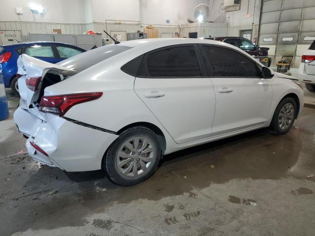 3KPC24A3XKE038675 - 2019 HYUNDAI ACCENT SE WHITE photo 3