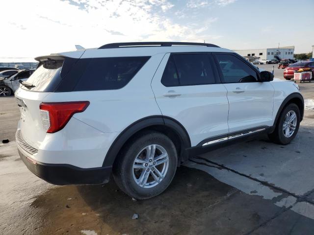 1FMSK7DH6LGA69861 - 2020 FORD EXPLORER XLT WHITE photo 3